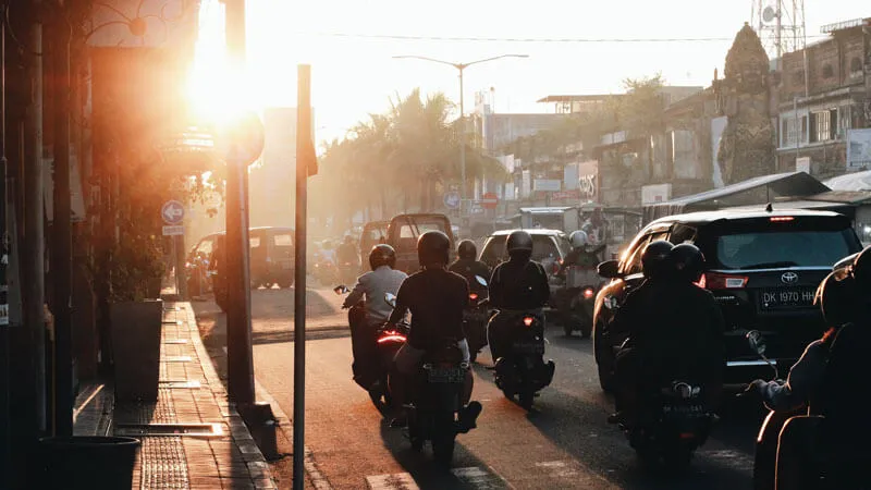 Solusi Perjalanan Lengkap untuk Wisata, Bisnis, dan Kebutuhan Transportasi